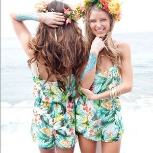 🌻 FLASH SALE 🌻 SMYM Stretch Rorey Romper